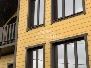 Строительство каркасного дома по проекту КД 012 с террасой в комплектации «С отделкой + Инженерный пакет», в КП «Прилесный 2»